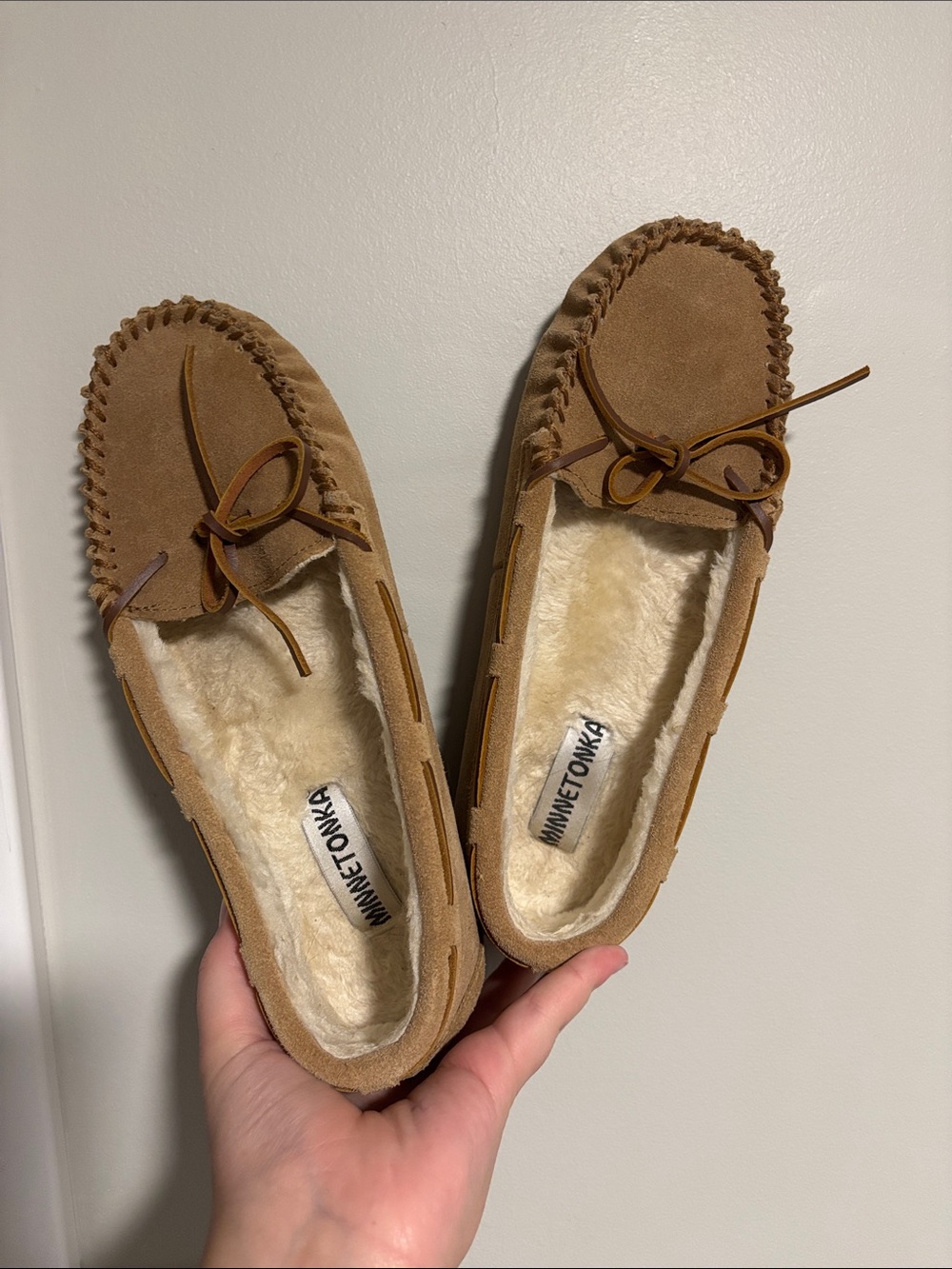 Minnetonka Women’s Moccasin Slippers in Brown with Cream Lining